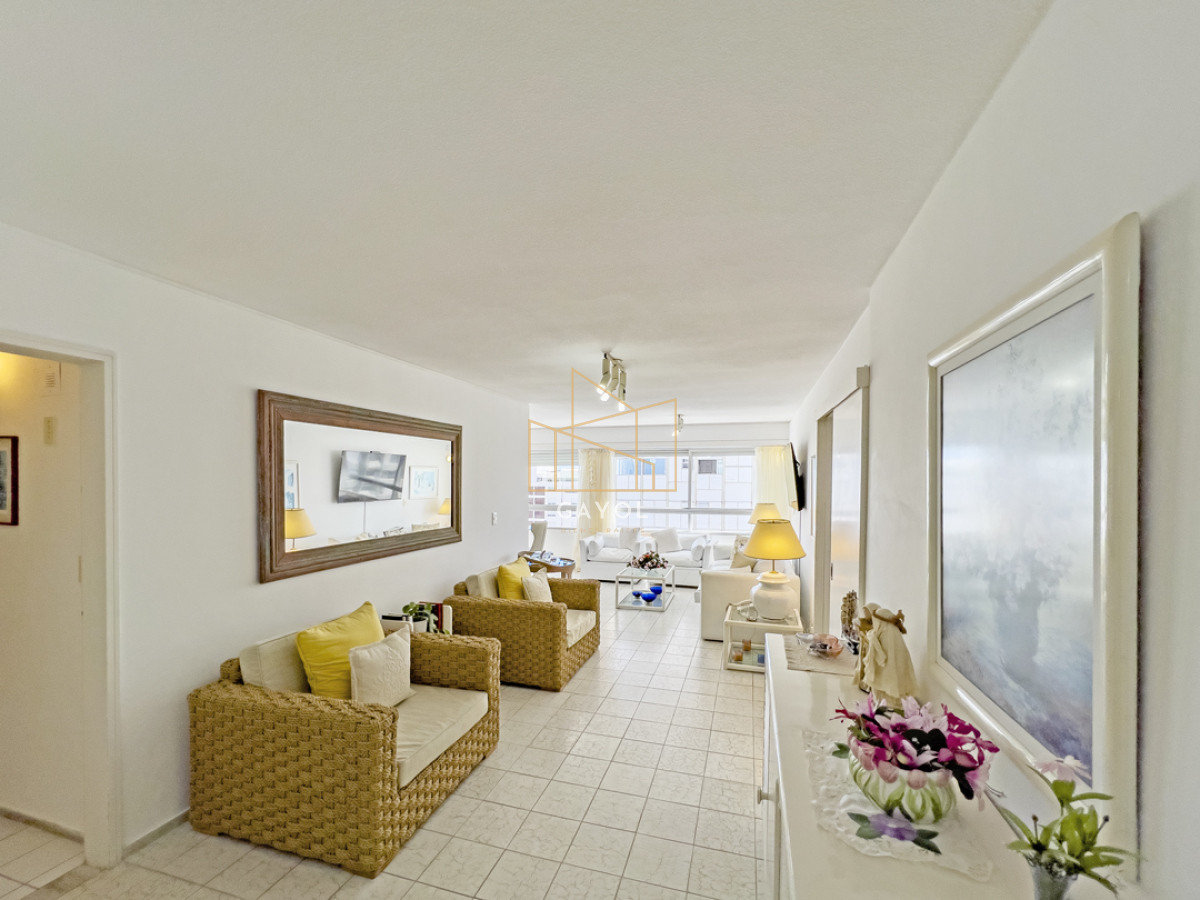 Apartamento ID.590 - Departamento con vista al puerto