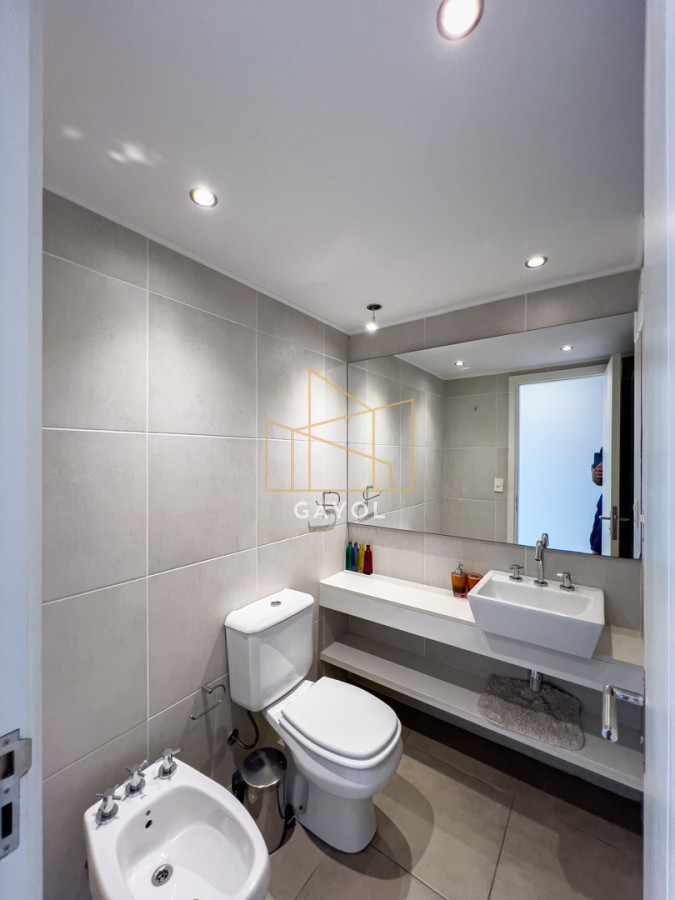 Apartamento ID.71 - Piso alto con terraza y linda vista. 3 dorm.- Amenities