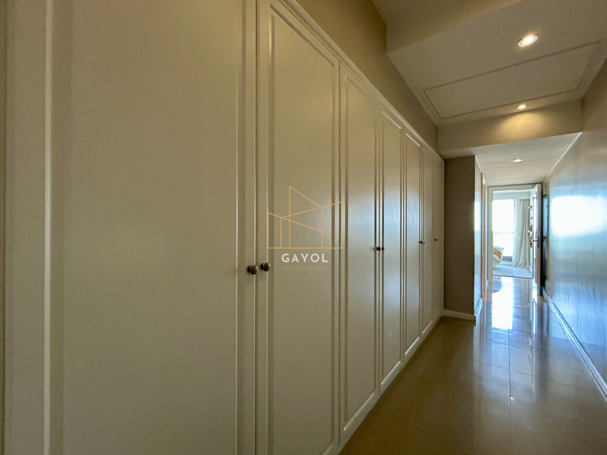 Apartamento ID.1218 - PENTHOUSE en venta frente al mar 