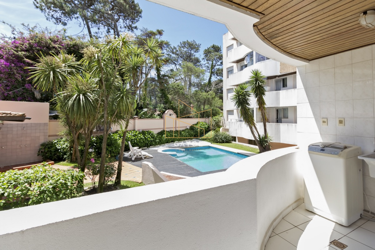Apartamento ID.625 - Apartamento en venta en Mansa Punta del Este, 3 dormitorios, 2 baños