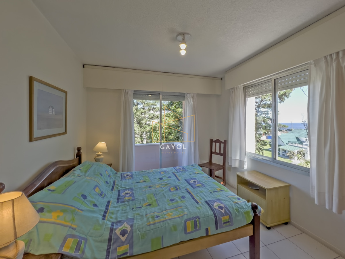 Apartamento ID.623 - Apartamento en venta en Mansa Punta del Este, 3 dormitorios, 2 baños
