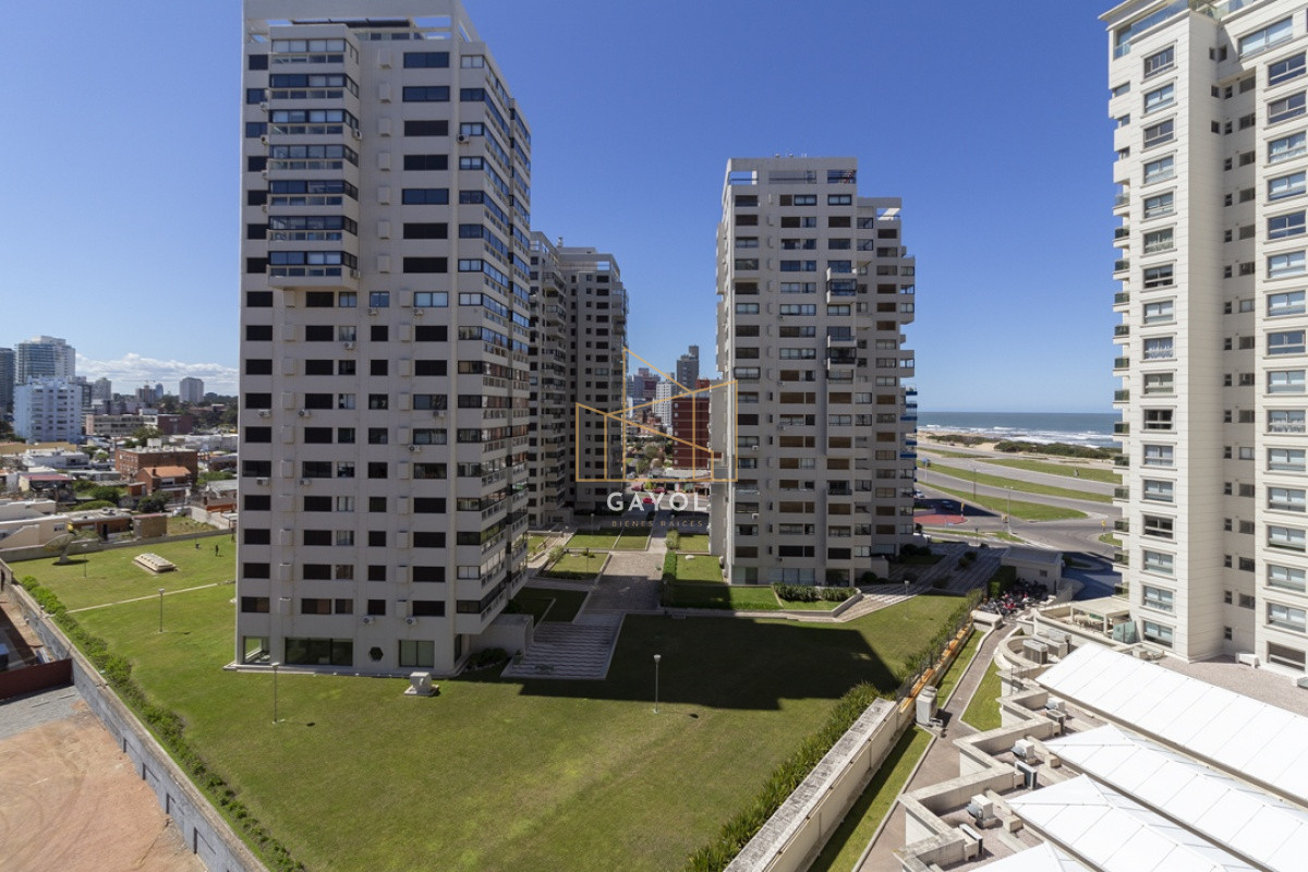 Apartamento ID.749 -  Torre Imperiale con vista al mar 