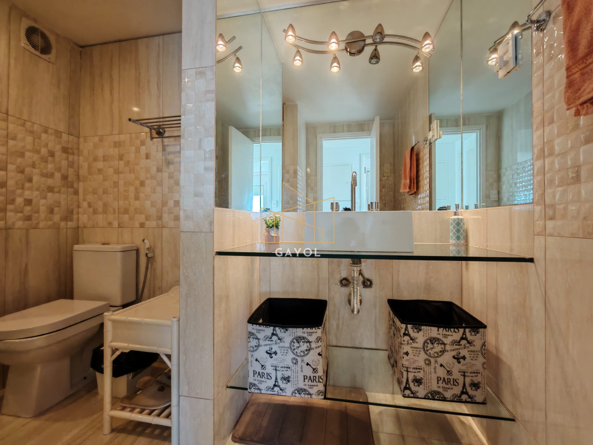 Apartamento ID.712 - Torre Libertador en venta reciclado de dos dormitorios 
