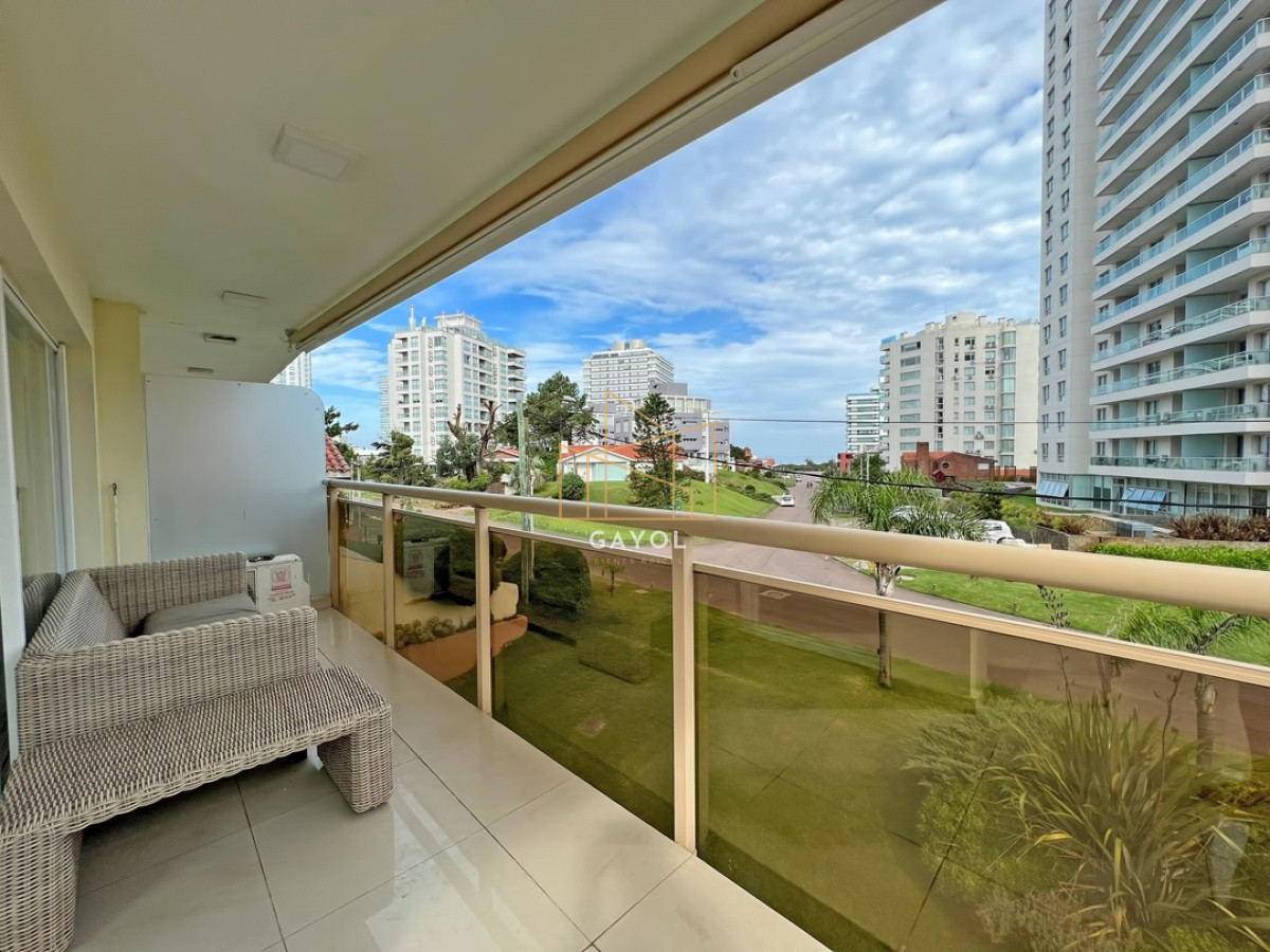 Apartamento ID.227 - Apartamento en venta y alquiler en Brava Punta del Este, 3 dormitorios, 2 baños