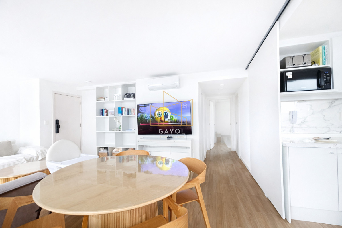 Apartamento ID.1243 - En venta 2 dormitorios con vista al mar