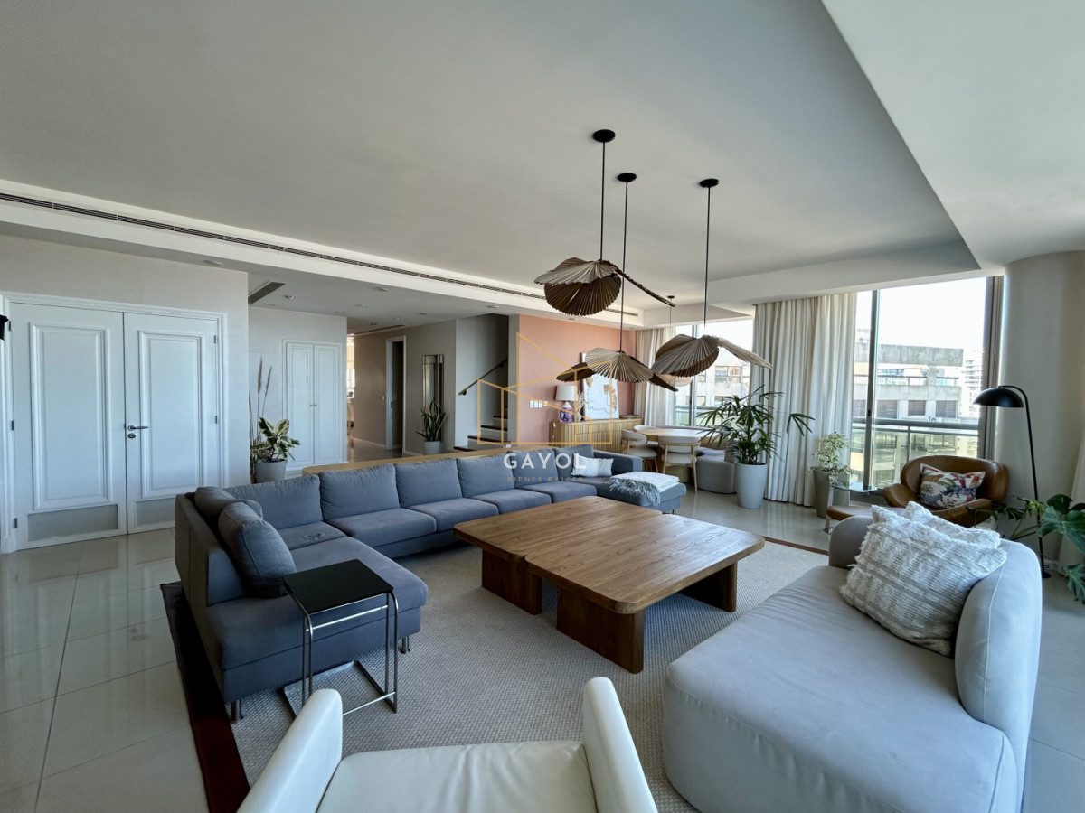 Apartamento ID.1218 - PENTHOUSE en venta frente al mar 