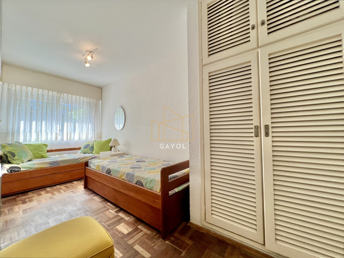 Apartamento ID.473 - Dpto. en venta en primera linea de playa mansa
