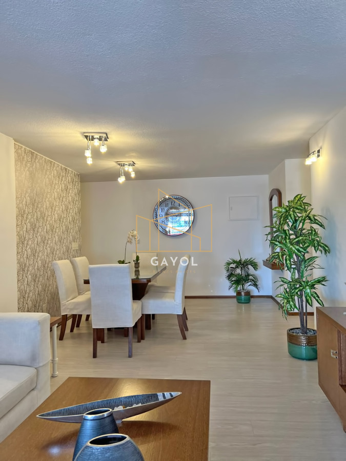 Apartamento ID.330 - Apartamento en venta en Brava Punta del Este, 2 dormitorios, 3 baños