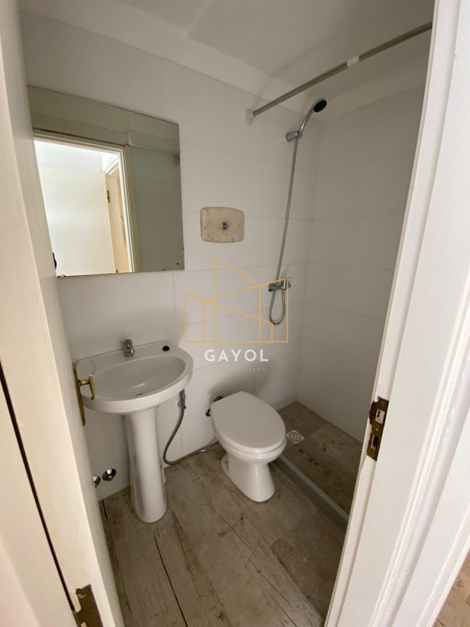 Apartamento ID.478 - Apartamento reciclado en piso intermedio.