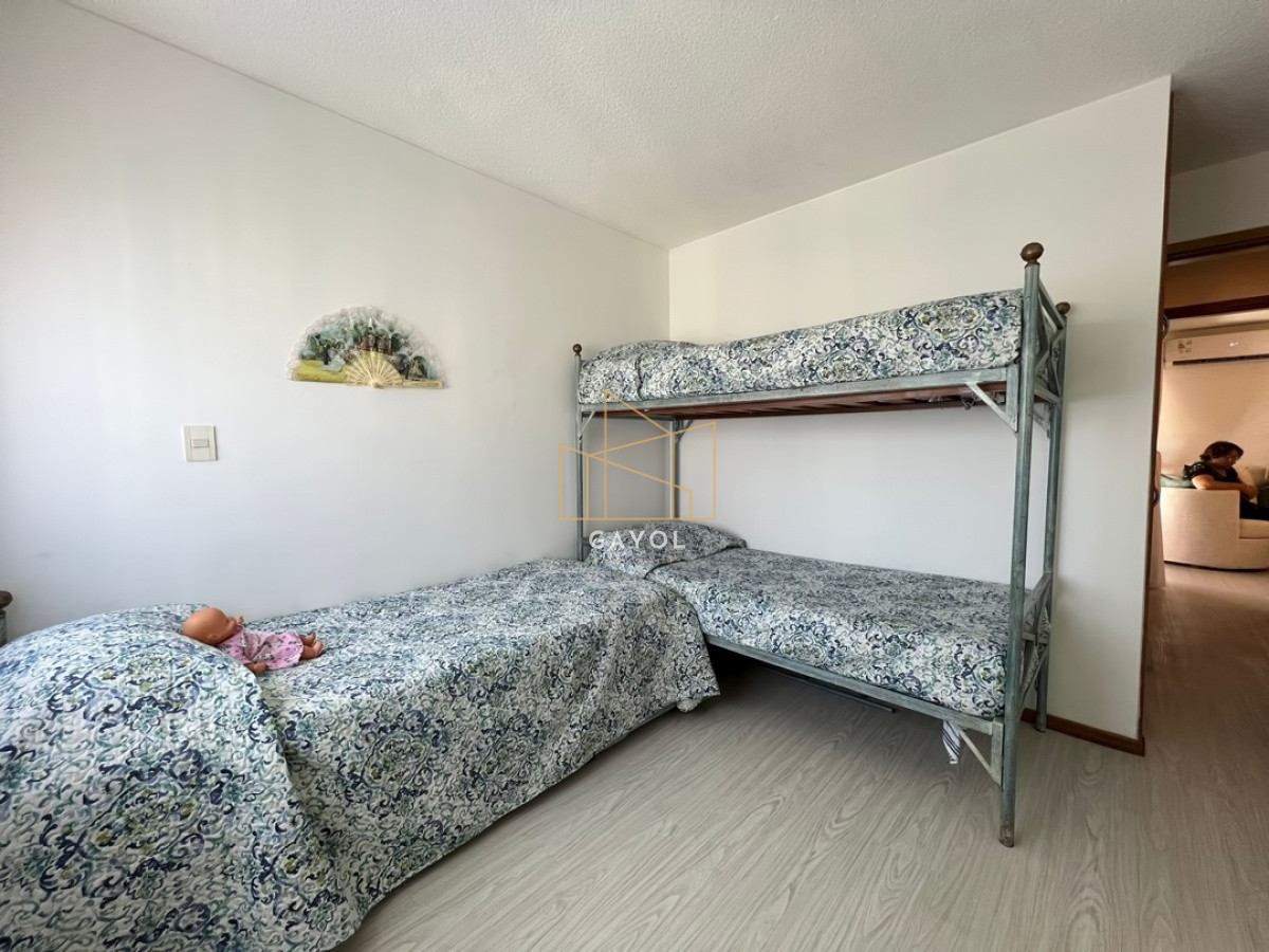 Apartamento ID.330 - Apartamento en venta en Brava Punta del Este, 2 dormitorios, 3 baños