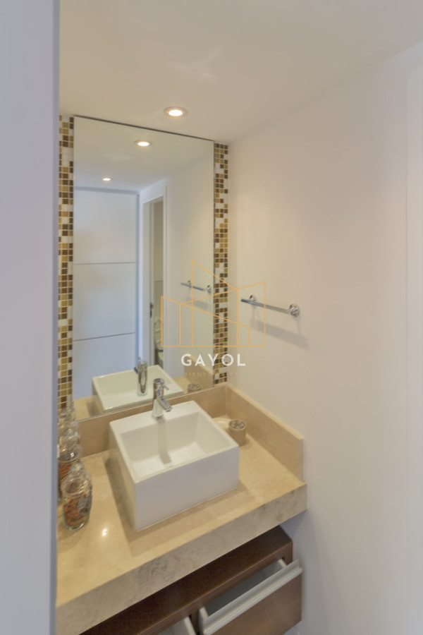 Apartamento ID.551 - Apartamento en Alquiler en Punta del Este 2 dormitorios y medio 