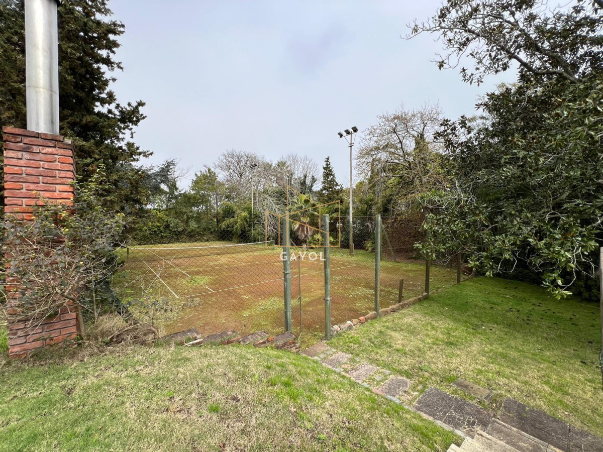 Casa ID.436 - Venta de Casa 8 DORMITORIOS en Solanas