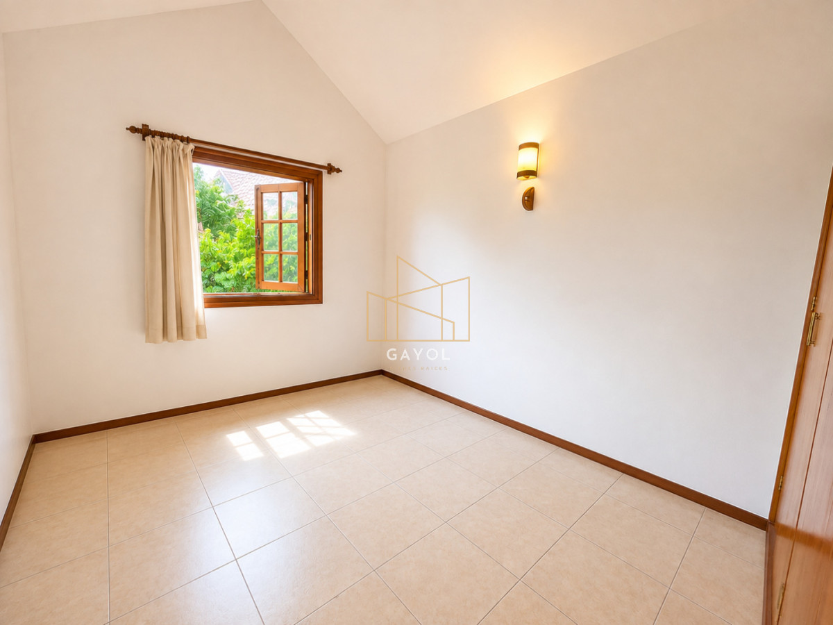 Casa ID.1430 - Excelente oportunidad en Playa Mansa