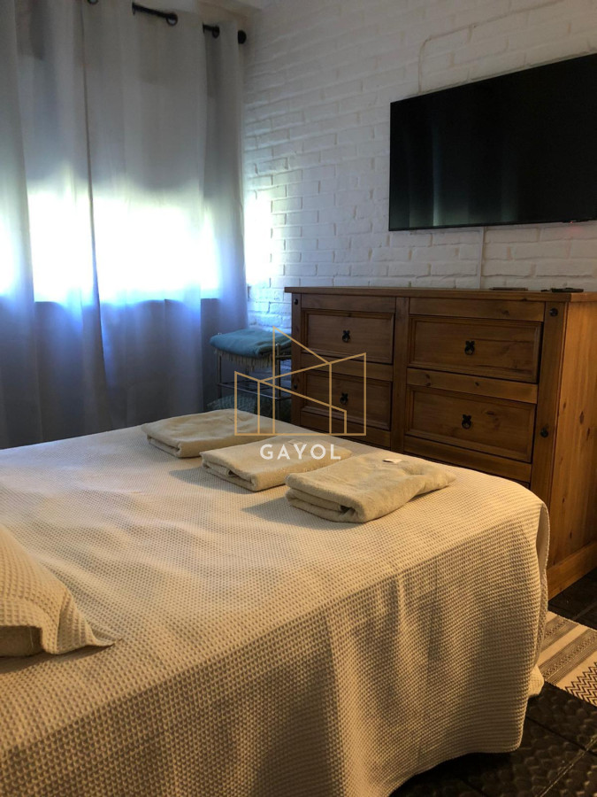 Casa ID.450 - Casa en alquier de temporada, playa mansa - 4 dormitorios