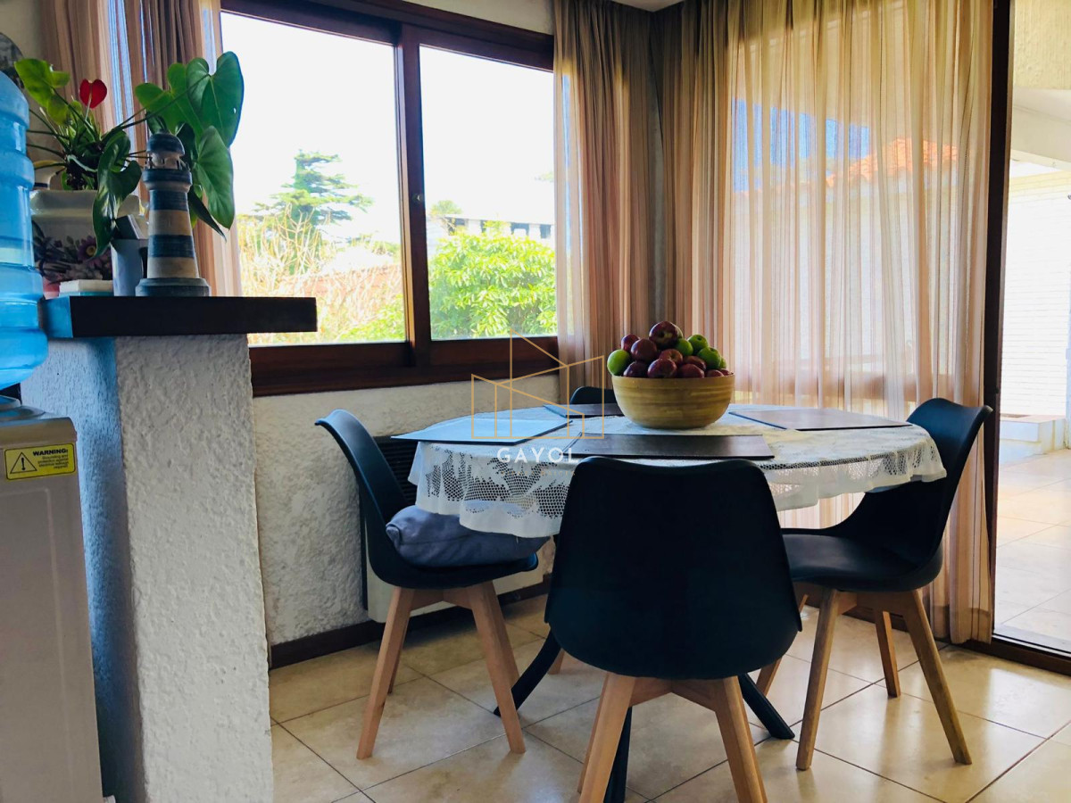 Casa ID.450 - Casa en alquier de temporada, playa mansa - 4 dormitorios