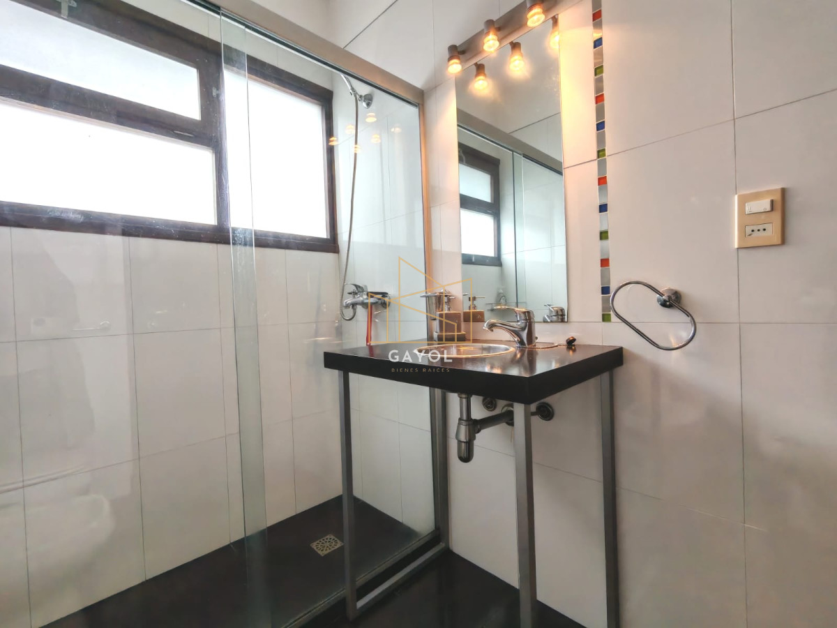 Casa ID.892 - Casa en alquiler con capacidad para 8 personas con buen jardin