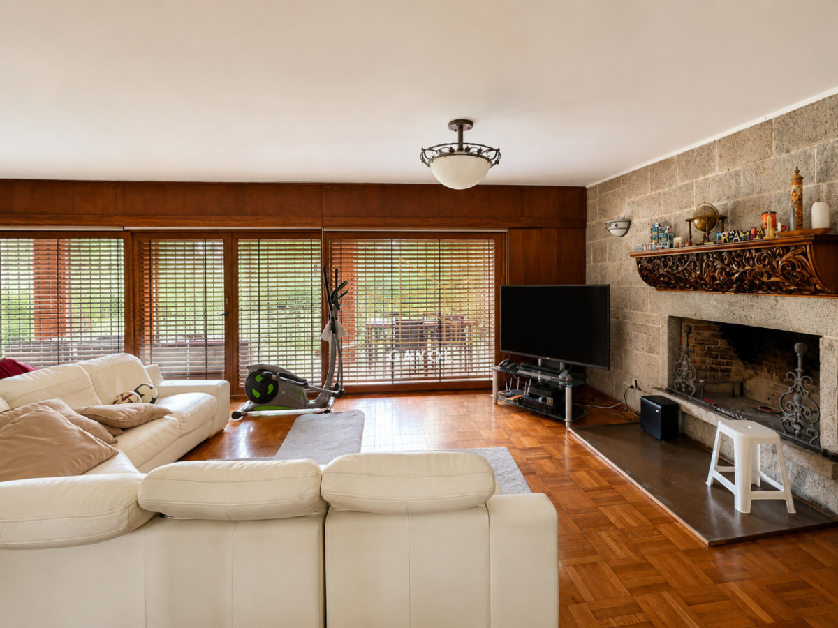 Casa ID.436 - Venta de Casa 8 DORMITORIOS en Solanas