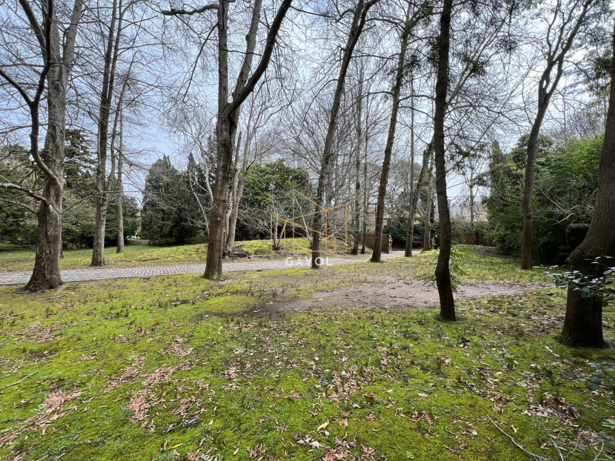 Casa ID.436 - Venta de Casa 8 DORMITORIOS en Solanas