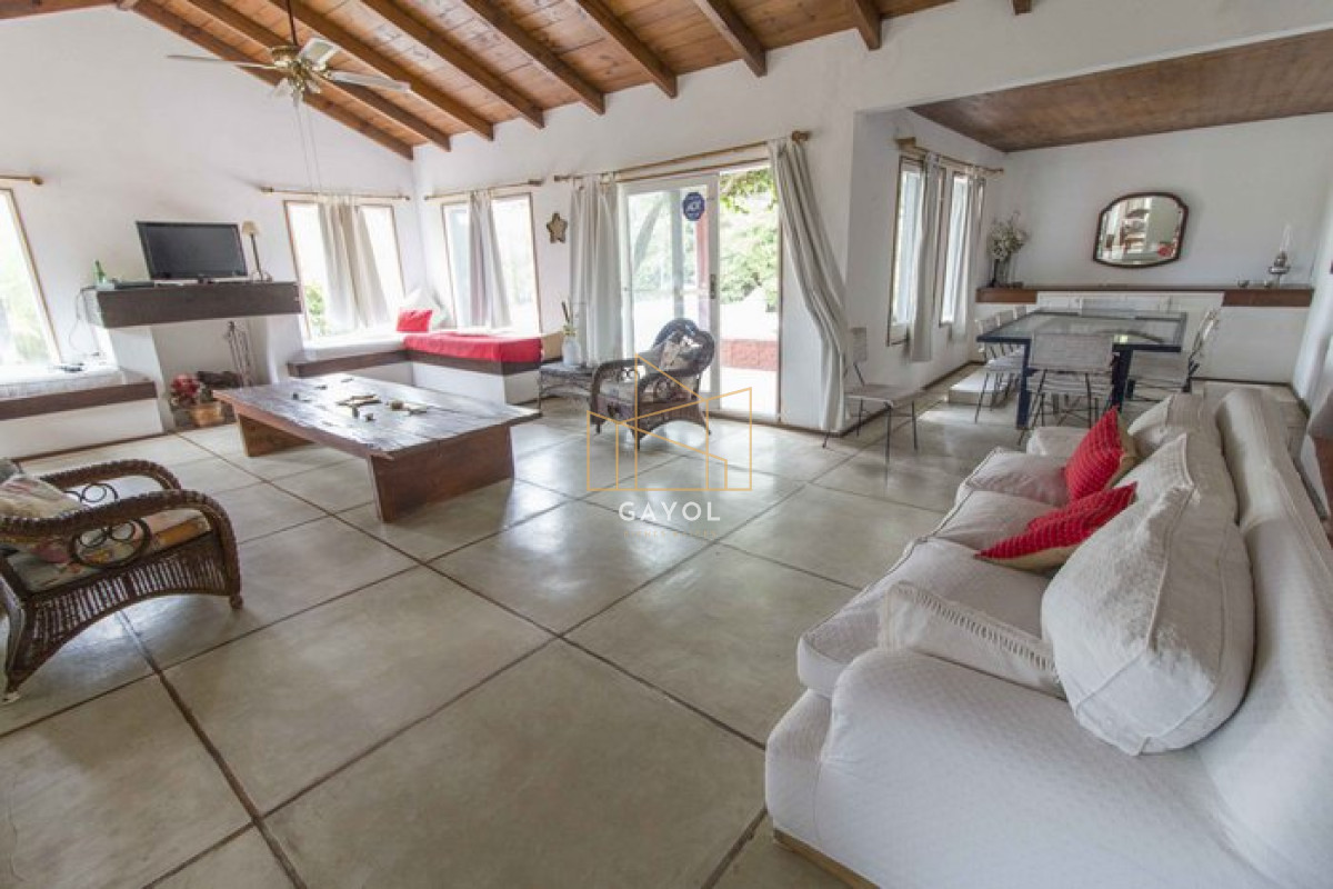 Casa ID.383 - Casa en la Barra - 5 dormitorios