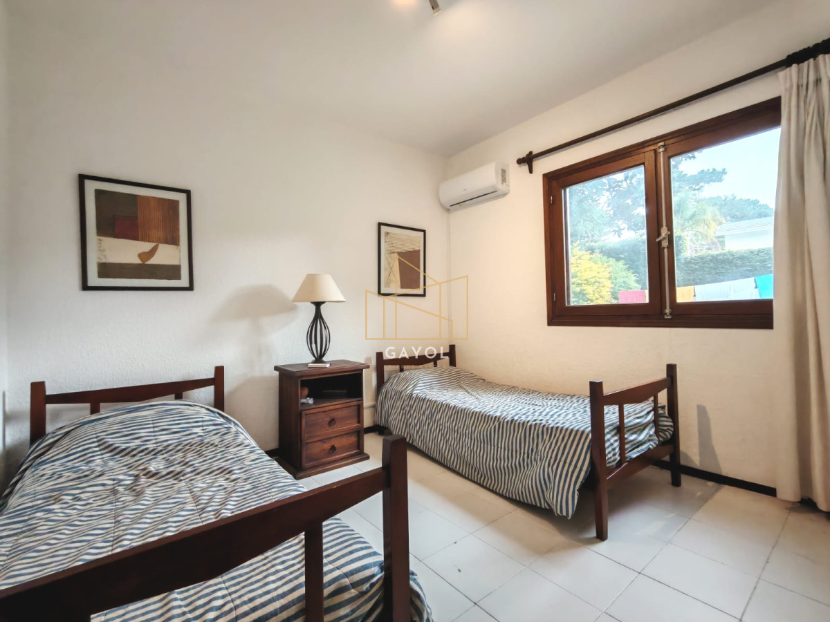 Casa ID.892 - Casa en alquiler con capacidad para 8 personas con buen jardin