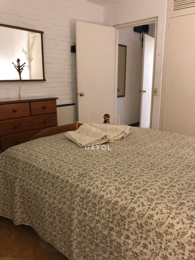 Casa ID.450 - Casa en alquier de temporada, playa mansa - 4 dormitorios