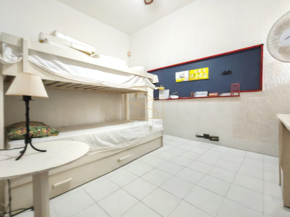 Casa ID.892 - Casa en alquiler con capacidad para 8 personas con buen jardin