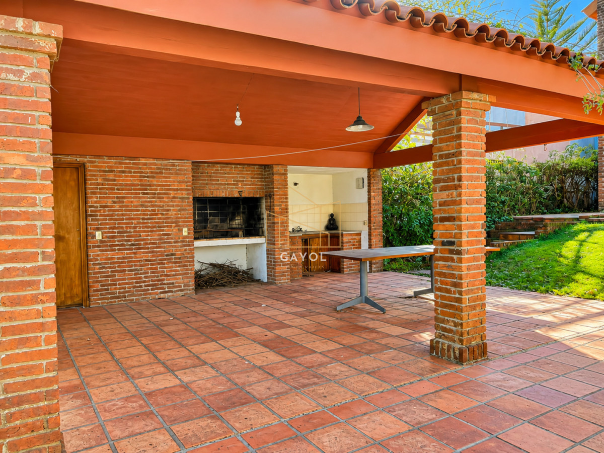 Casa ID.1430 - Excelente oportunidad en Playa Mansa