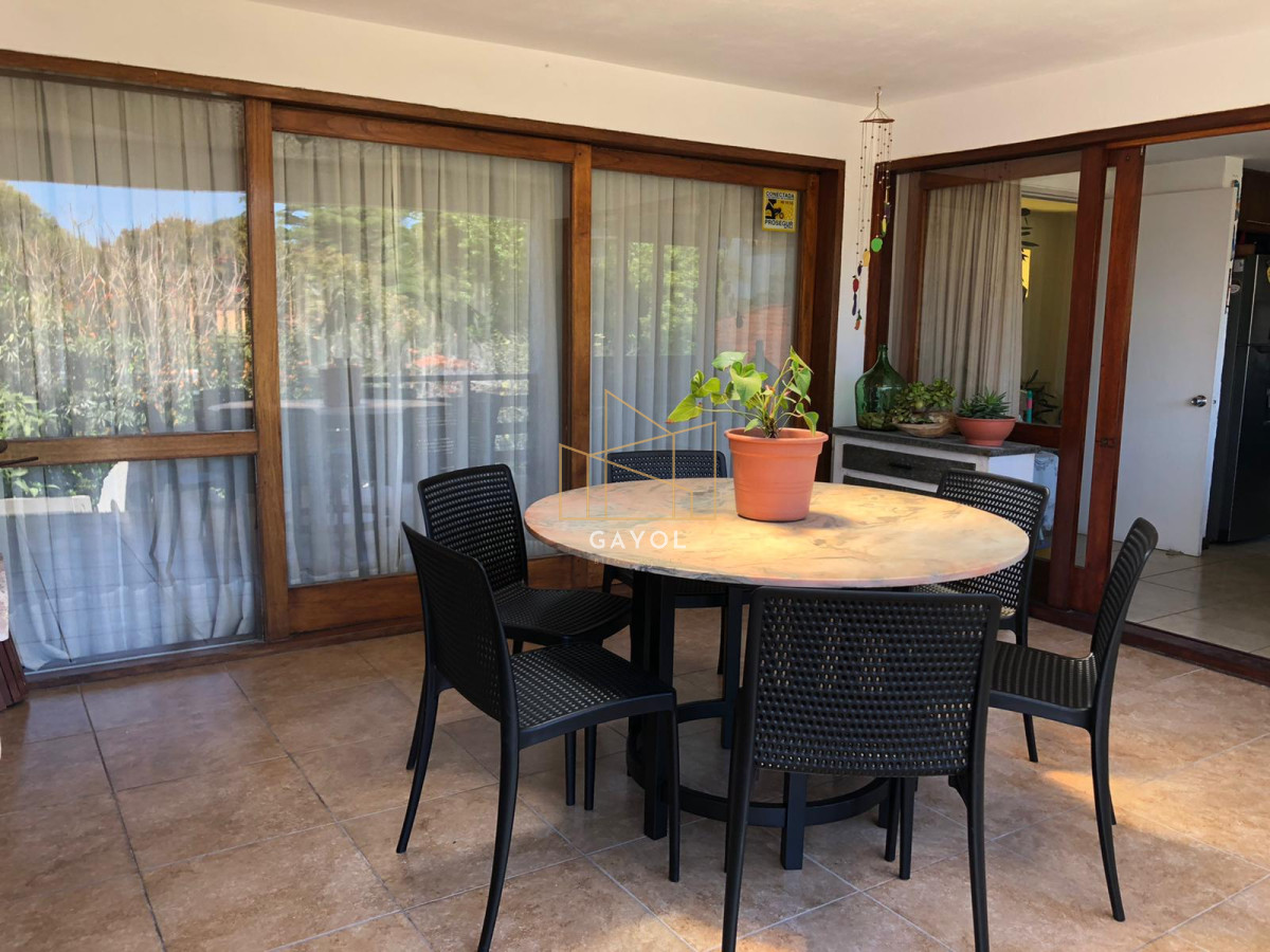 Casa ID.450 - Casa en alquier de temporada, playa mansa - 4 dormitorios