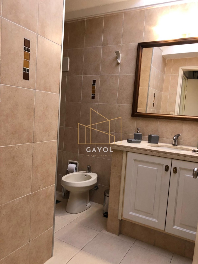 Casa ID.450 - Casa en alquier de temporada, playa mansa - 4 dormitorios