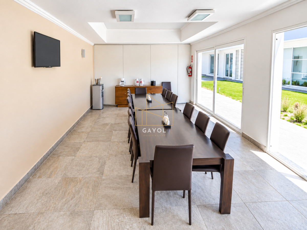 Apartamento ID.328 - Apartamento en venta y alquiler en Mansa Punta del Este, 2 dormitorios, 3 baños