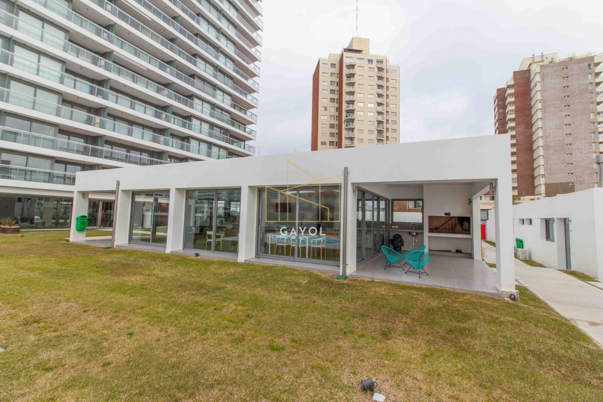 Apartamento ID.1285 - Apartamento en venta a pasos de la playa con vista al mar 