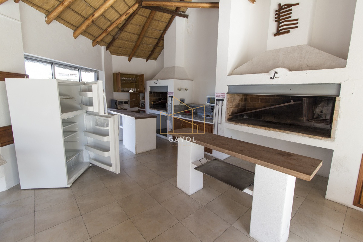 Apartamento ID.330 - Apartamento en venta en Brava Punta del Este, 2 dormitorios, 3 baños