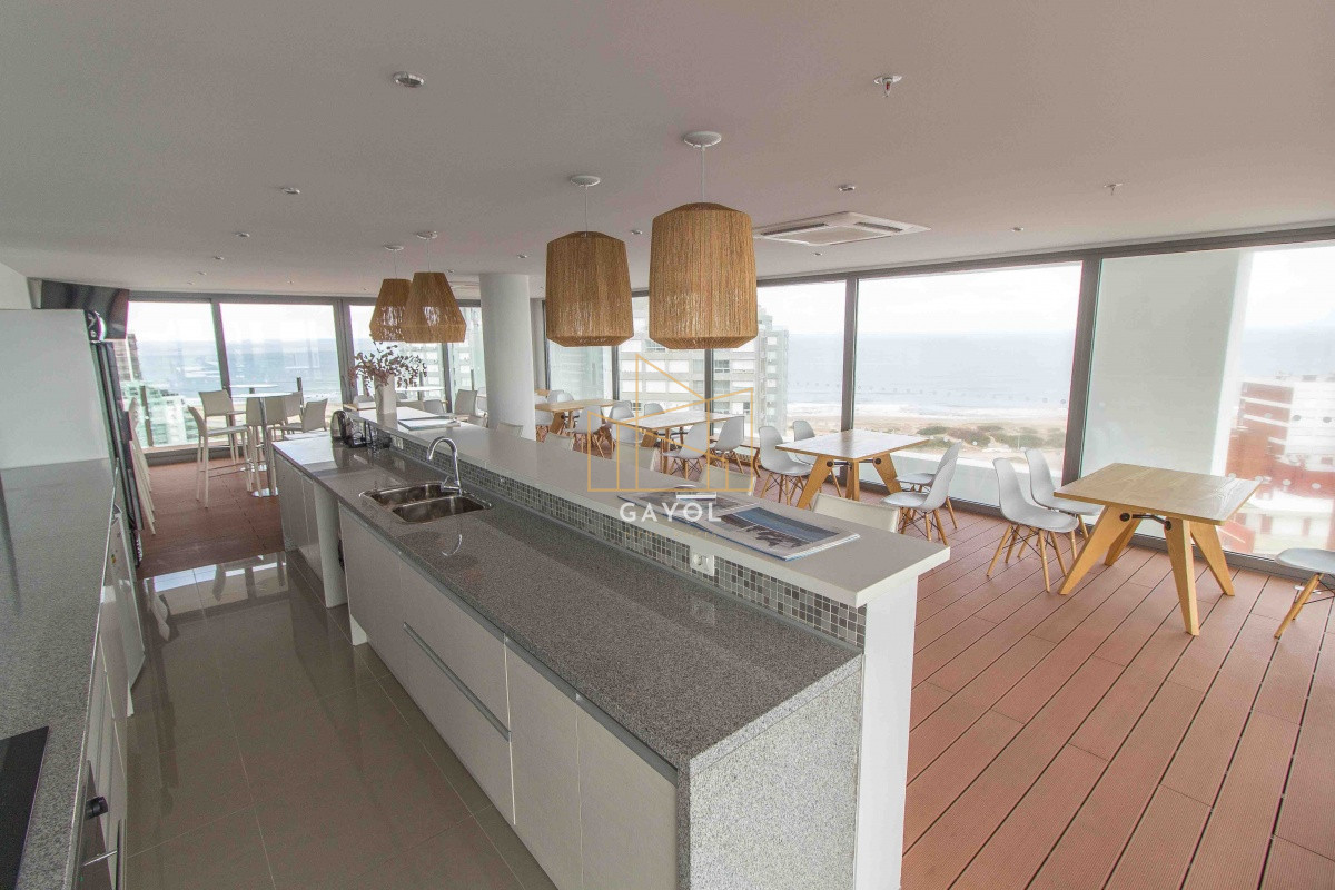 Apartamento ID.1285 - Apartamento en venta a pasos de la playa con vista al mar 
