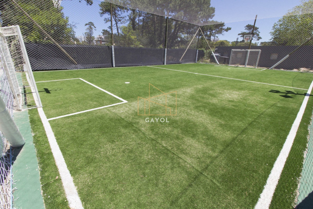 Apartamento ID.71 - Piso alto con terraza y linda vista. 3 dorm.- Amenities