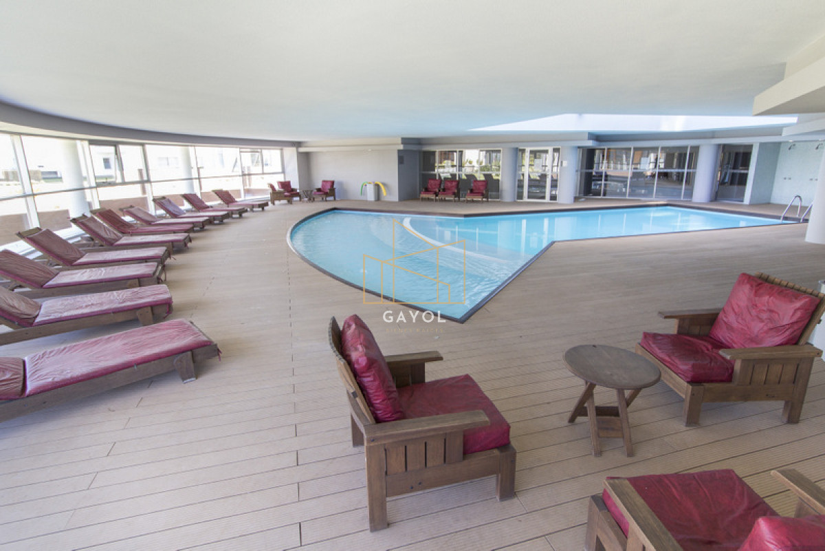 Apartamento ID.71 - Piso alto con terraza y linda vista. 3 dorm.- Amenities