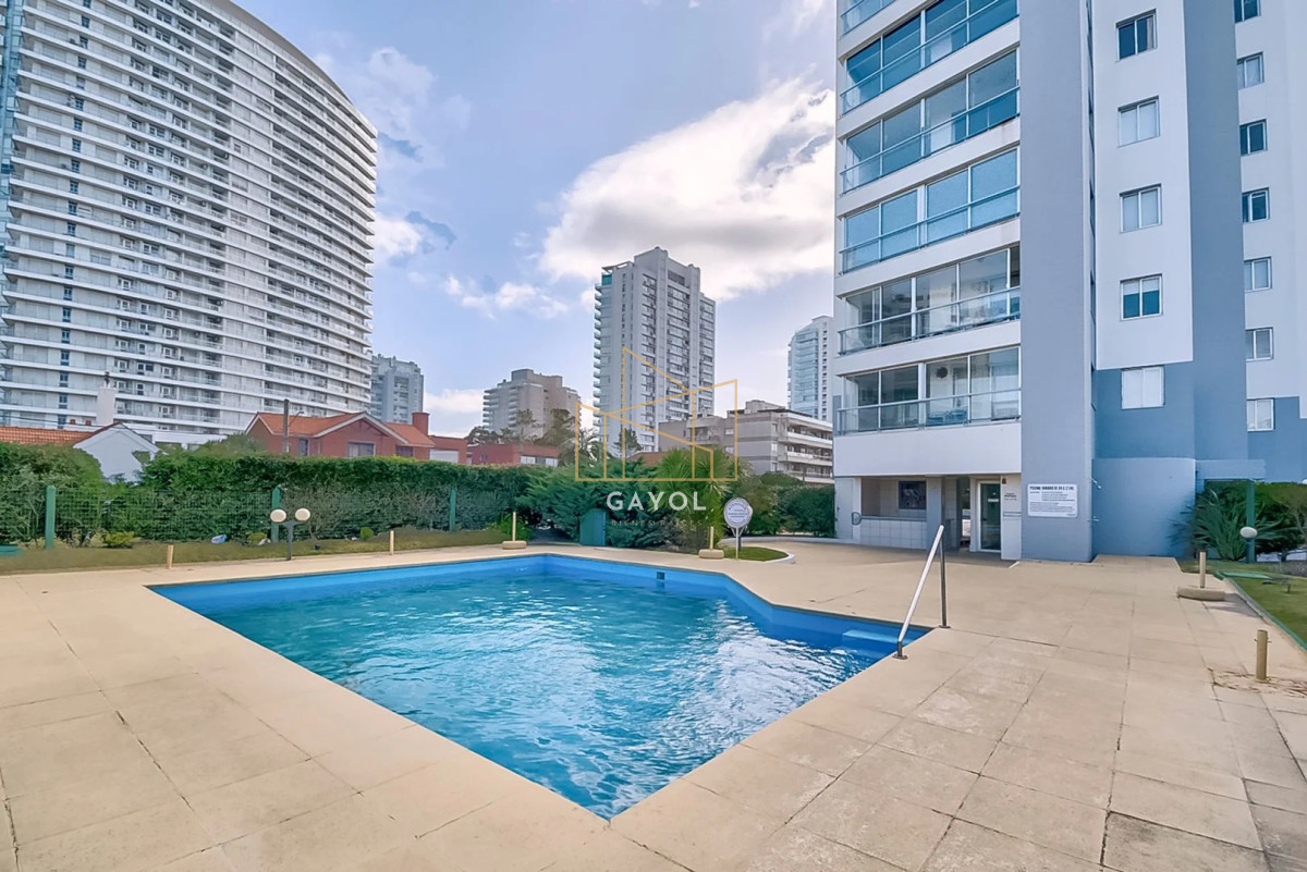 Apartamento ID.1006 - Apartamento en Venta 3 Dormitorios Punta del Este