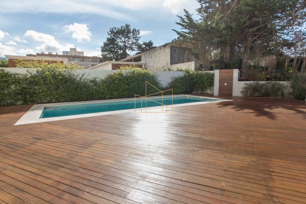 Apartamento ID.885 - Alquiler temporada 2026 con 2 dormitorios con vista al mar