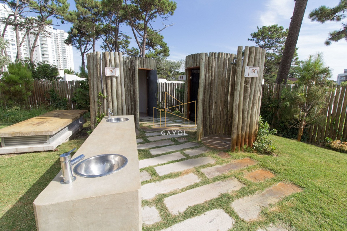 Apartamento ID.21 - Apartamento en alquiler en Edificio Gala Vista Av. Roosevelt Punta del Este, 1 dormitorio, 1 baños