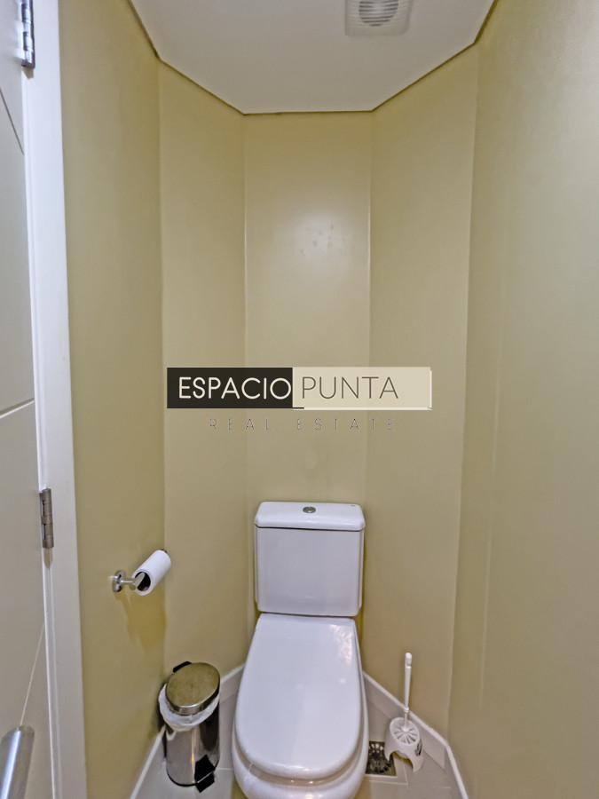 Apartamento ID.1482 - Apartamento en venta y alquiler en Mansa Punta del Este, 2 dormitorios, 3 baños