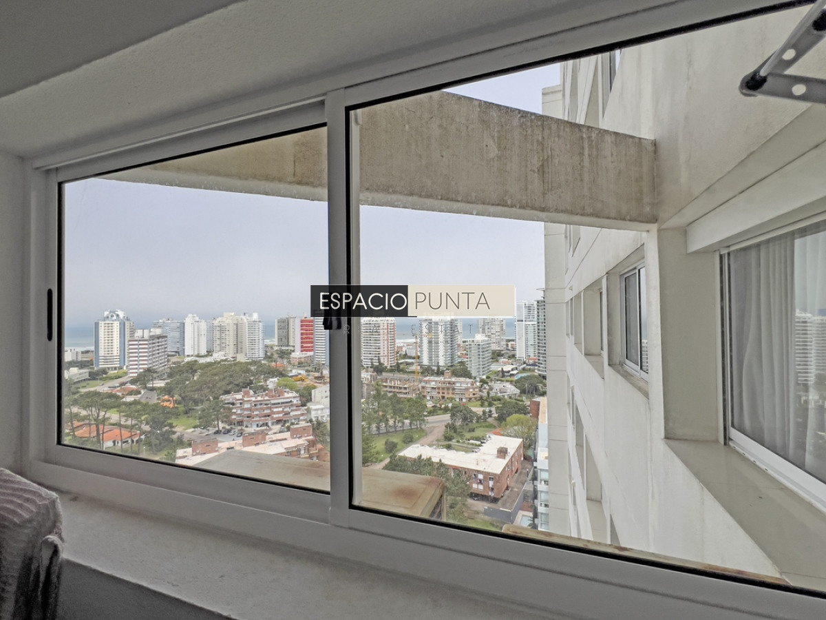 Apartamento ID.1482 - Apartamento en venta y alquiler en Mansa Punta del Este, 2 dormitorios, 3 baños