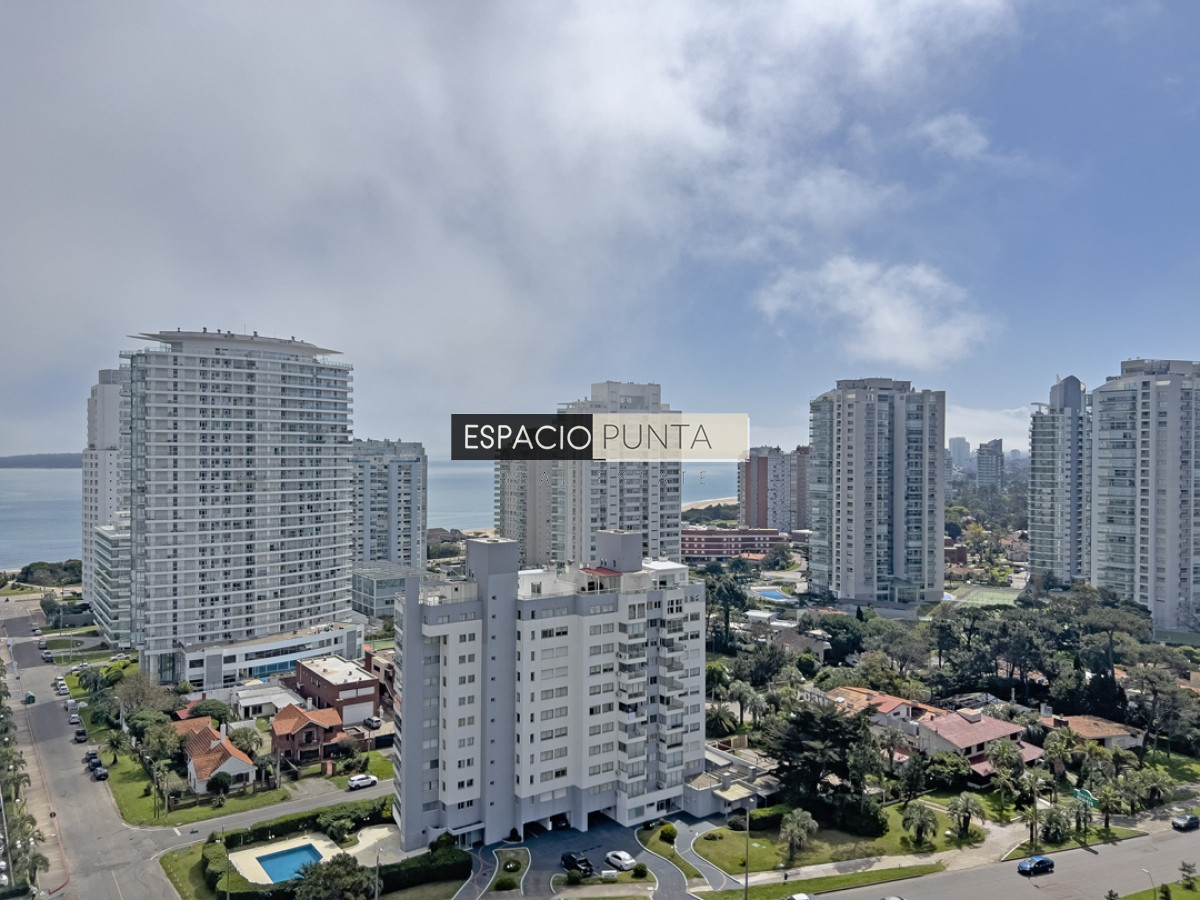 Apartamento ID.1482 - Apartamento en venta y alquiler en Mansa Punta del Este, 2 dormitorios, 3 baños