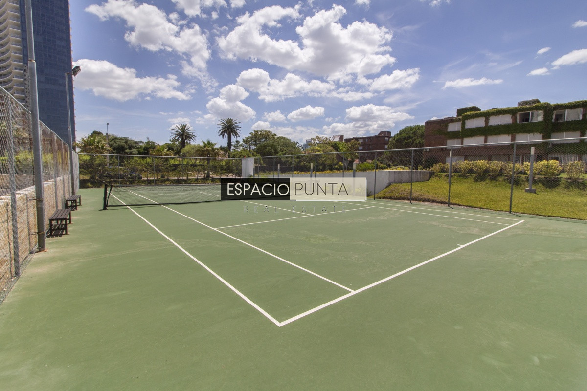 Apartamento ID.1482 - Apartamento en venta y alquiler en Mansa Punta del Este, 2 dormitorios, 3 baños