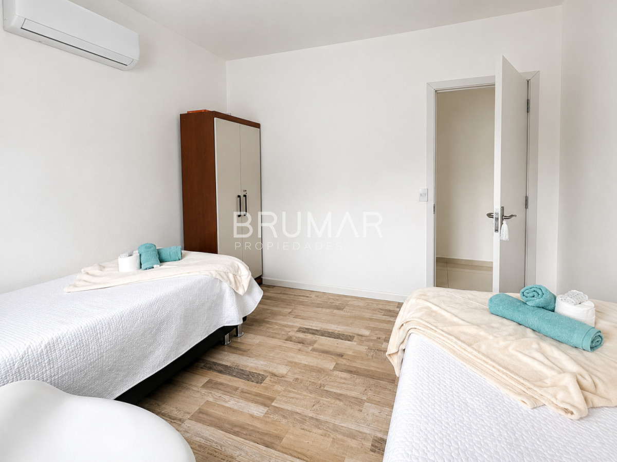 Casa ID.884 - Casa 4 dormitorios alquiler anual Pinares