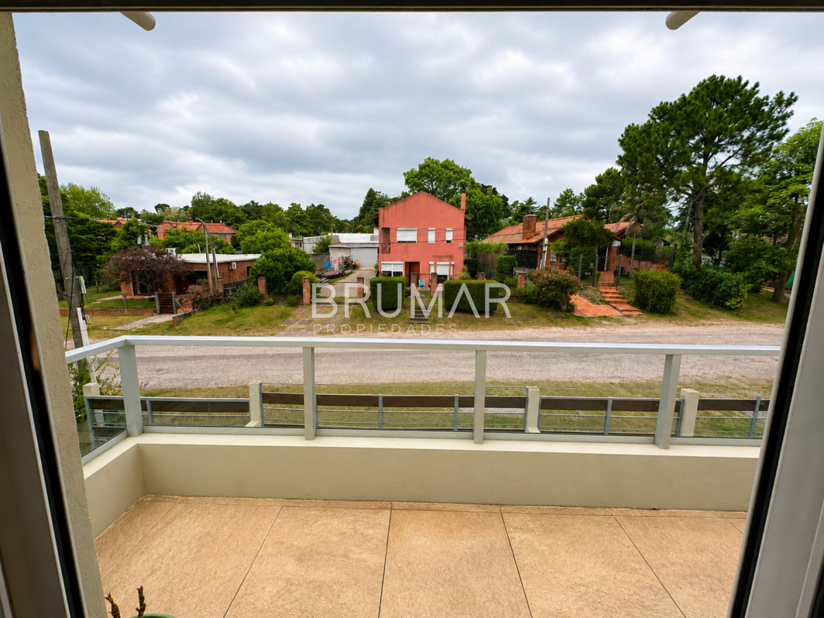 Casa ID.884 - Casa 4 dormitorios alquiler anual Pinares