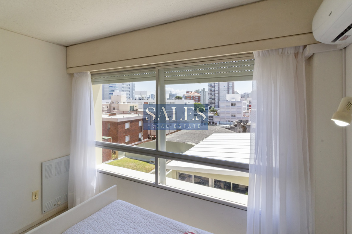 Apartamento ID.419 - Amplio departamento de 3 dormitorios en Peninsula