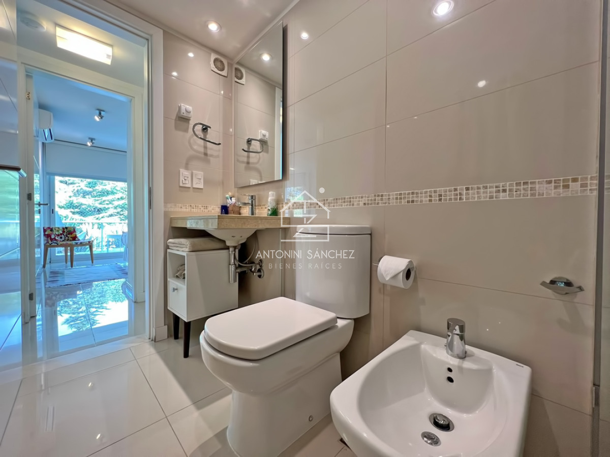 Apartamento ID.1443 - Apartamento en venta en Mansa Punta del Este, 1 dormitorios, 1 baños