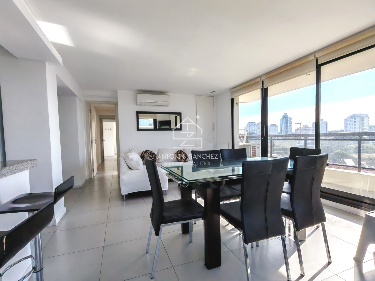 Apartamento ID.2587 - Alquiler anual 2 dormitorios con vista al mar