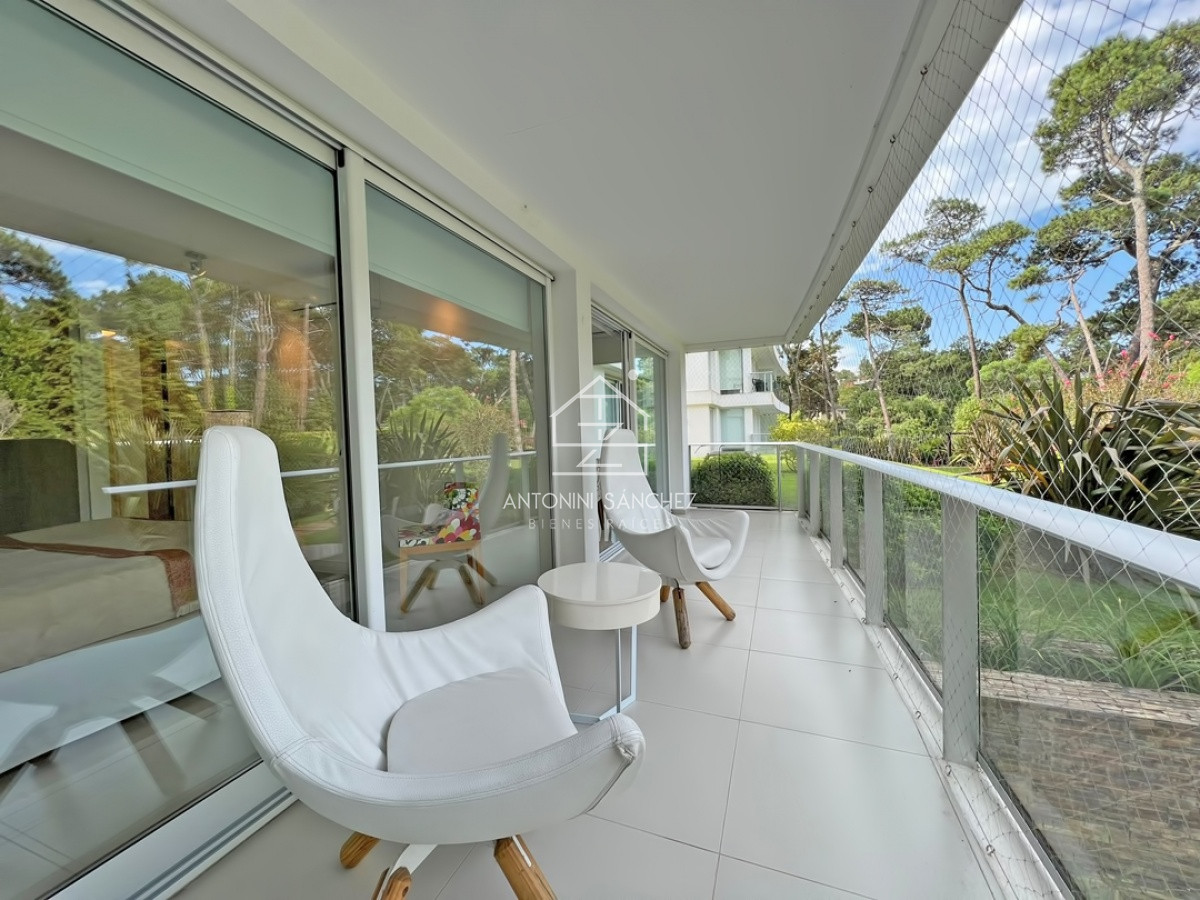 Apartamento ID.1443 - Apartamento en venta en Mansa Punta del Este, 1 dormitorios, 1 baños