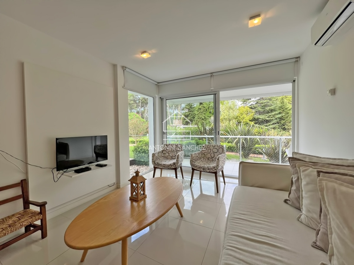 Apartamento ID.1443 - Apartamento en venta en Mansa Punta del Este, 1 dormitorios, 1 baños