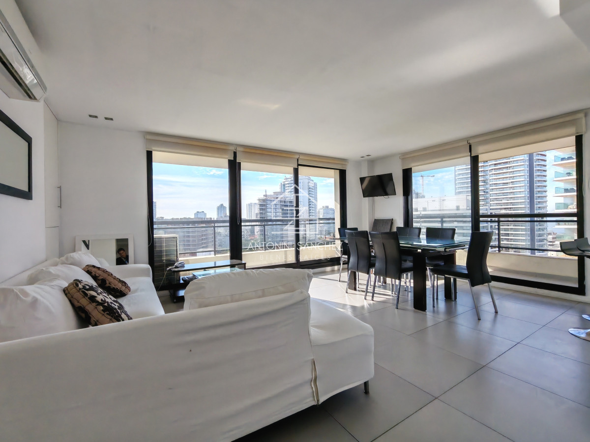 Apartamento ID.2587 - Alquiler anual 2 dormitorios con vista al mar